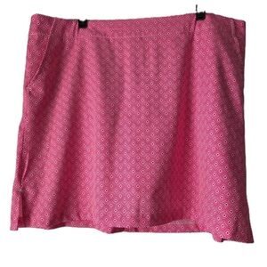 NWOT Lady Hagen Pink Geometric Skort Size 16